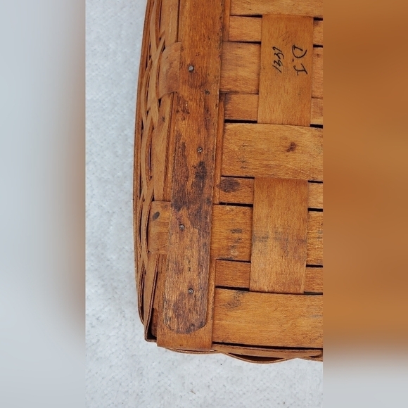 Longaberger Vintage Bread Basket - Picture 9 of 10